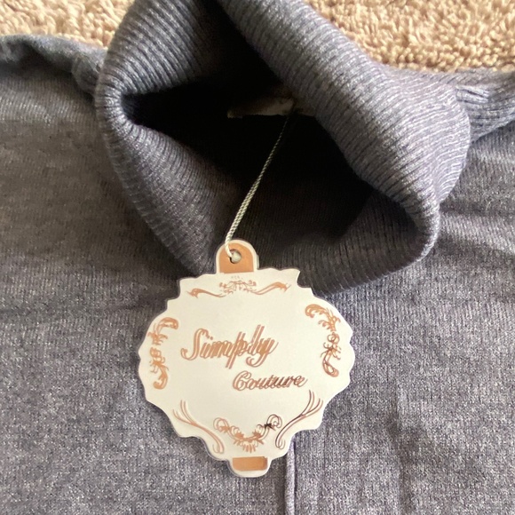 NWT Simply Couture Grey Turtleneck Tunic with pockets, size L - Picture 2 of 7